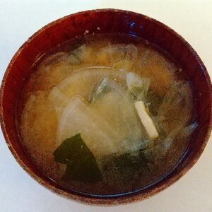 野菜＆ワカメ＆高野豆腐のお味噌汁